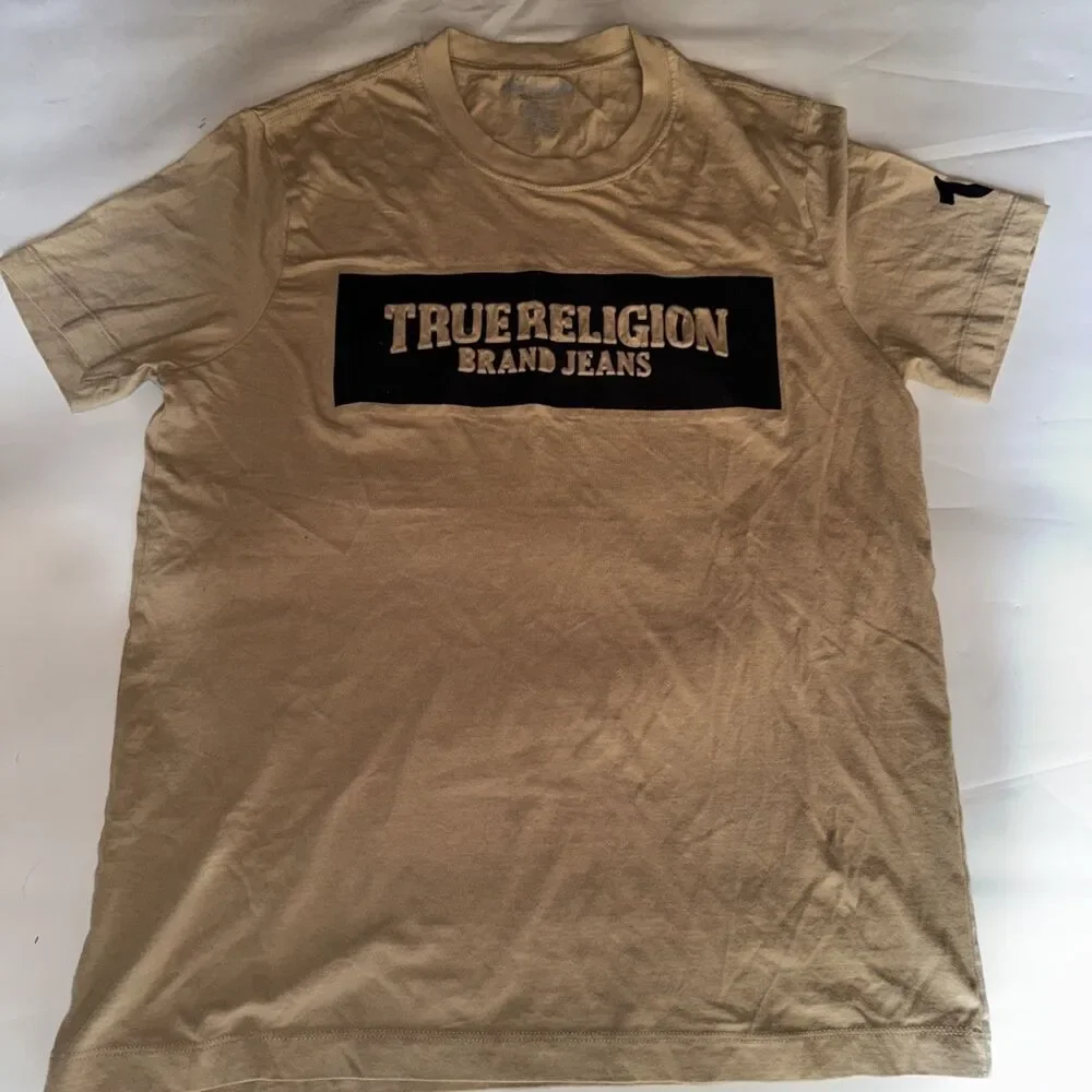 True Religion Brand Jeans Embossed Box Arch SS Tee T-Shirt Beige Mens M